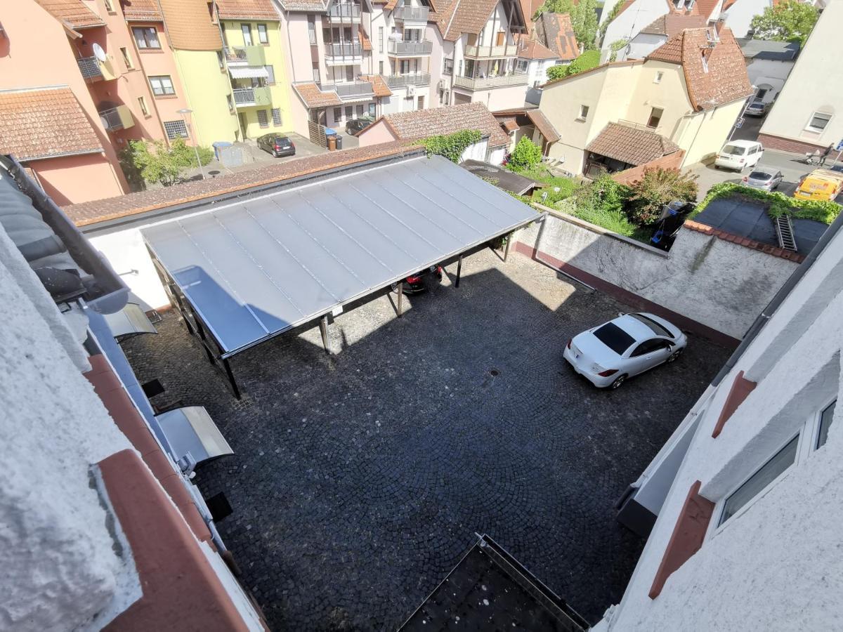 Hotel-Pension Zum Hirsch Hattersheim am Main Exterior photo